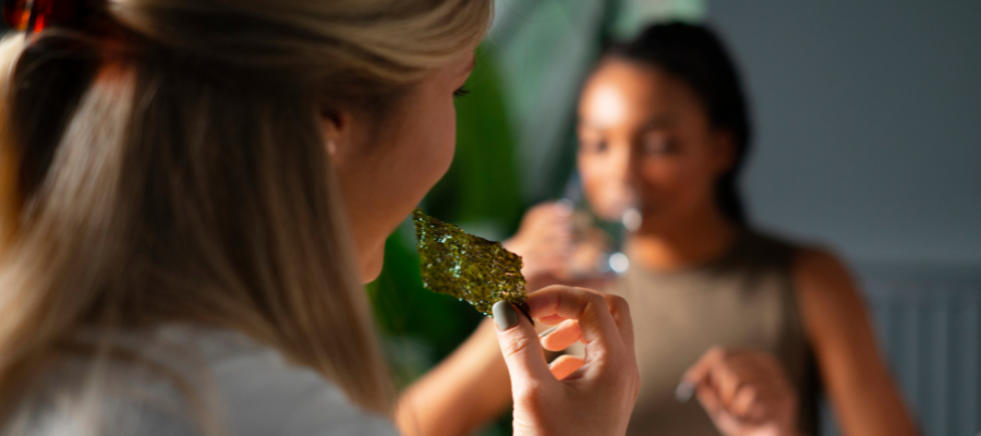 Mulheres a praticar mindful eating