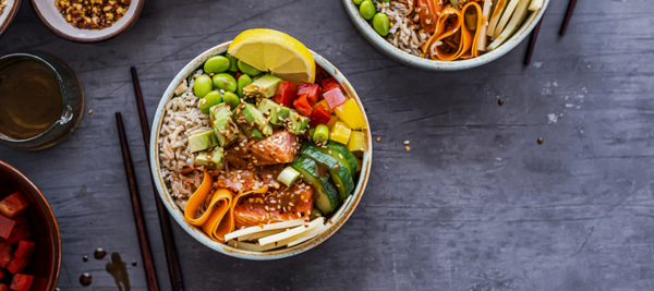 Poke Bowl de salmão 